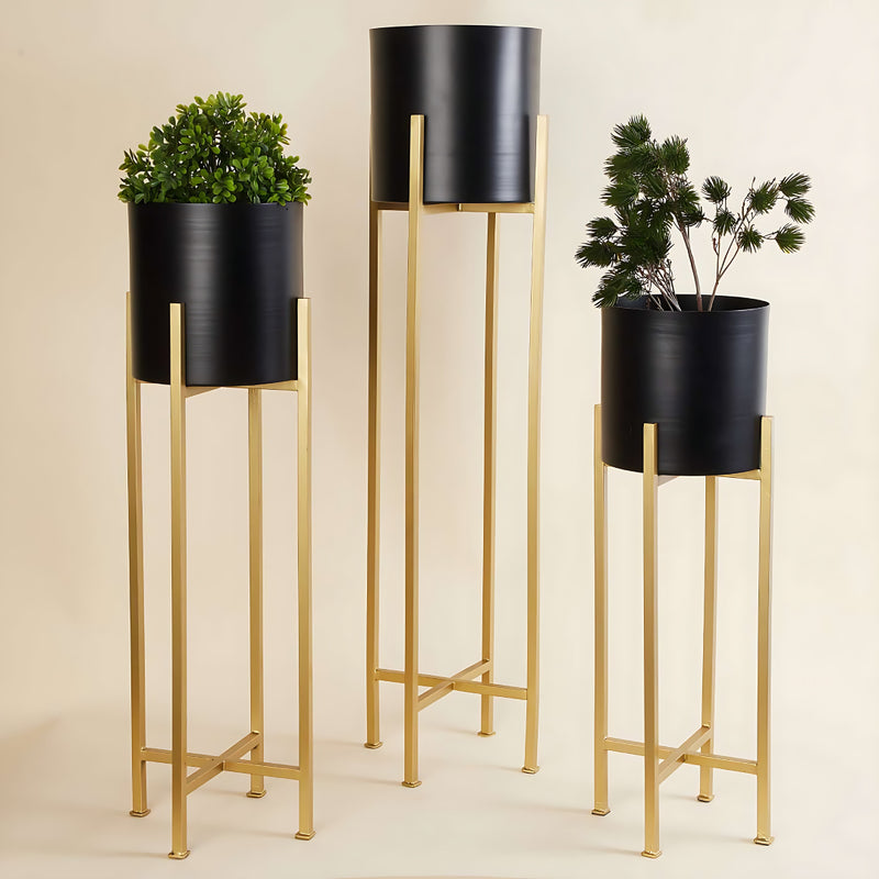 Planter With Stand Set of 3 (61)