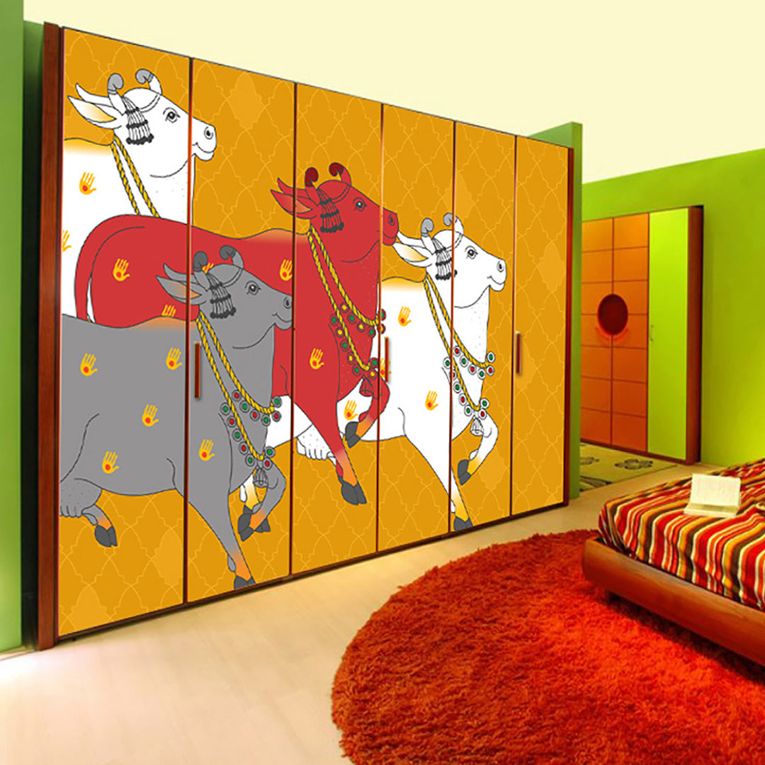 Wardrobe Cow Miniature Sticker