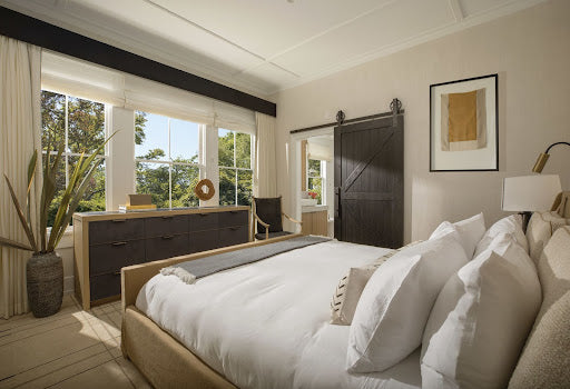 Hotel Rooms Redesigned for Your Home: A blog about remodelling your home with great ideas from hotel rooms.