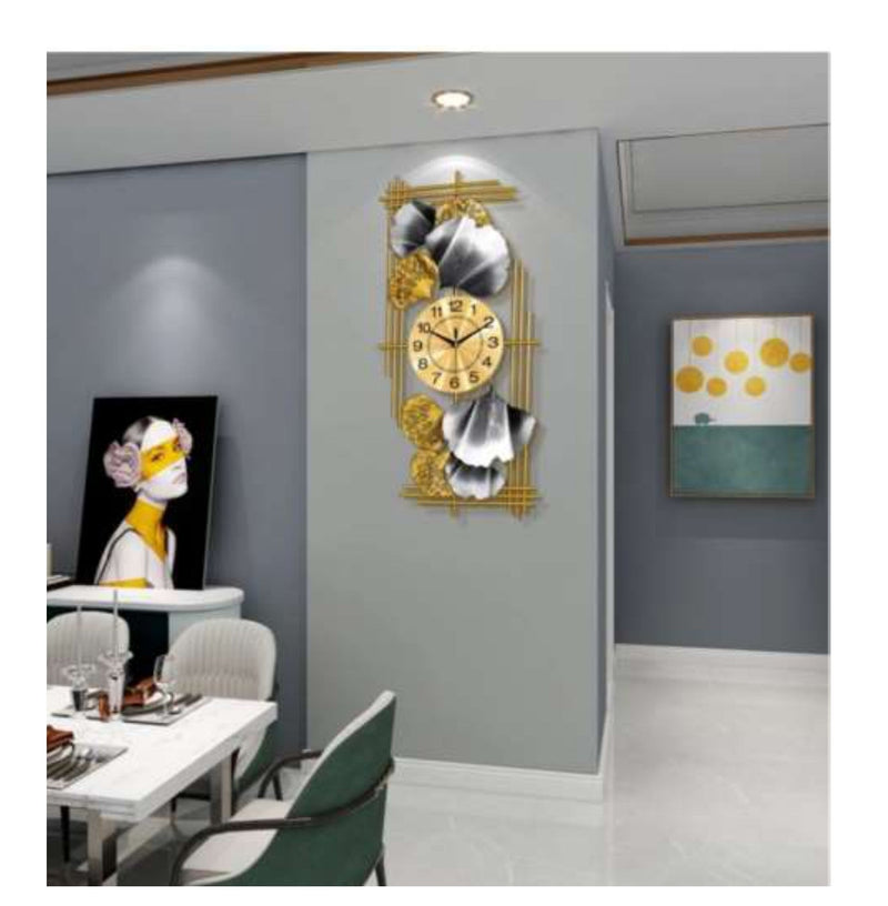 Modern Stylish Metal Wall Clock