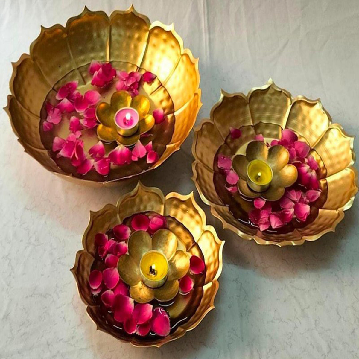 Set Of 3 golden Metal Urli