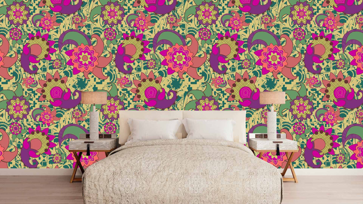 Contrasting Pink Pattern Wallpaper