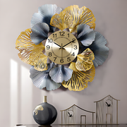 Elegant Blue Cicular Clock