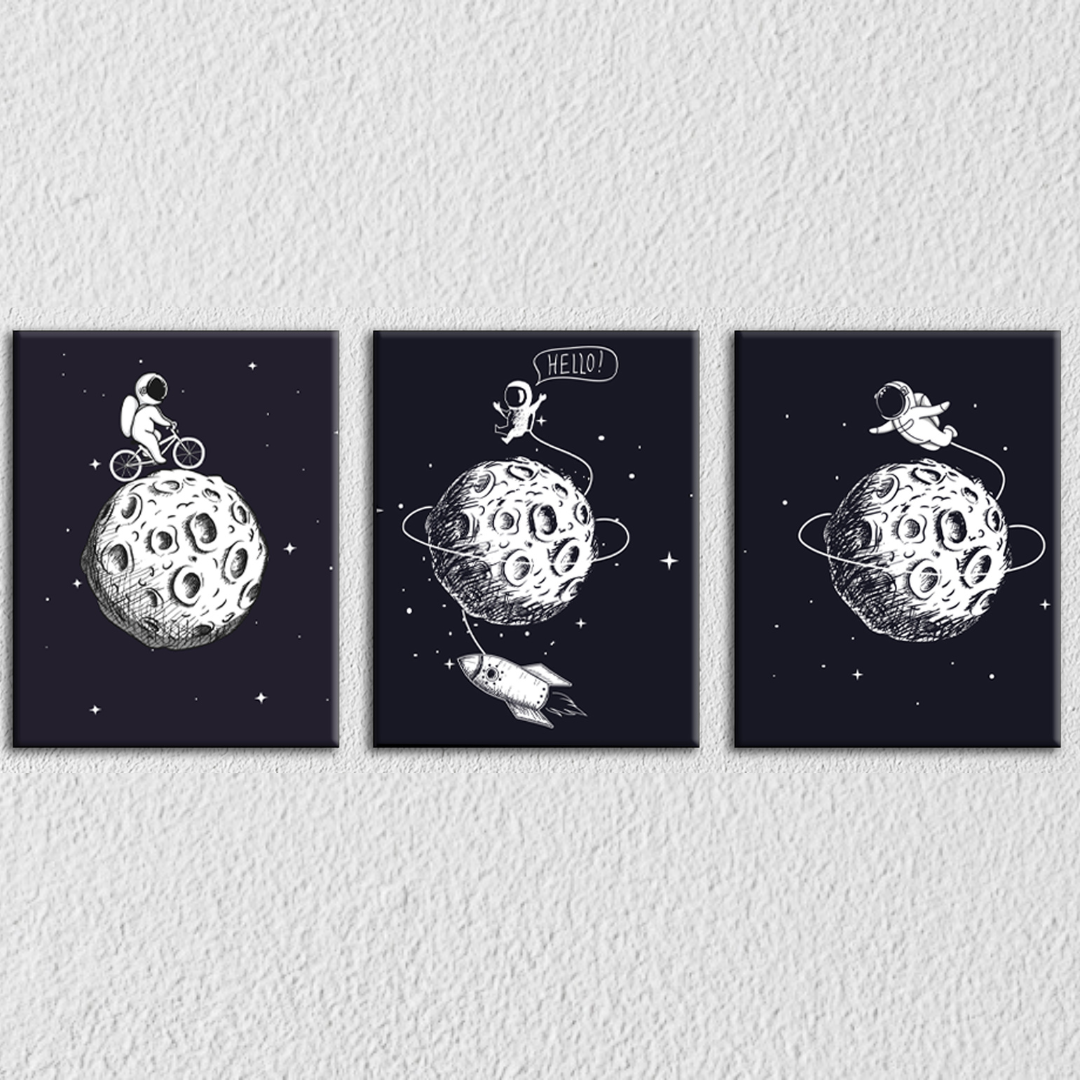 Astronaut Saying Hello, Set Of 3