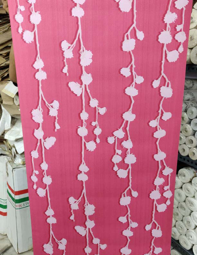 European 2 White Flowers on Pink Wallpaper Roll