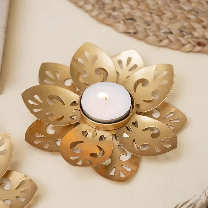 Floral metallic Diya (Set of 6)